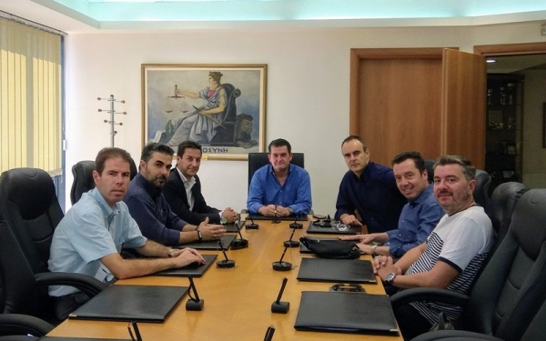Ανοικτή γραμμή συνεργασίας μεταξύ Λαρισαίων δικηγόρων και εμπόρων