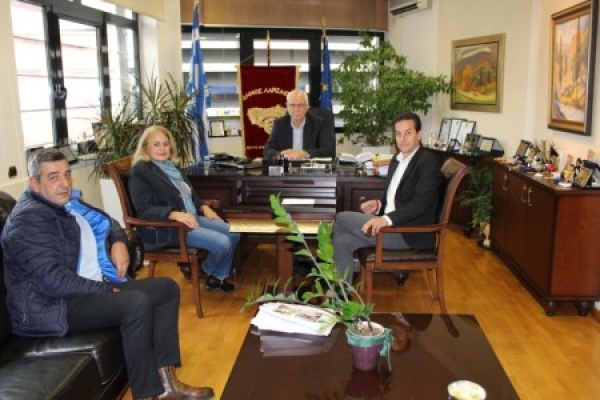 Θερμή στήριξη από τον Εμπορικό Σύλλογο για λειτουργία του Χριστουγεννιάτικου θεματικού πάρκου