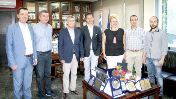 Πιο στενή η συνεργασία εμπόρων και Περιφέρειας