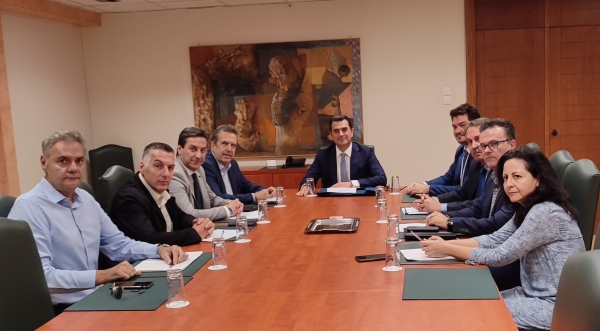 ΔΤ ΣΥΝΑΝΤΗΣΗ ΕΣΛ ΜΕ ΥΠΟΥΡΓΟ ΑΝΑΠΤΥΞΗΣ